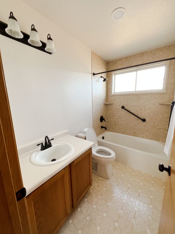 Top Bathroom Remodeling Companies in Waynesville, OH