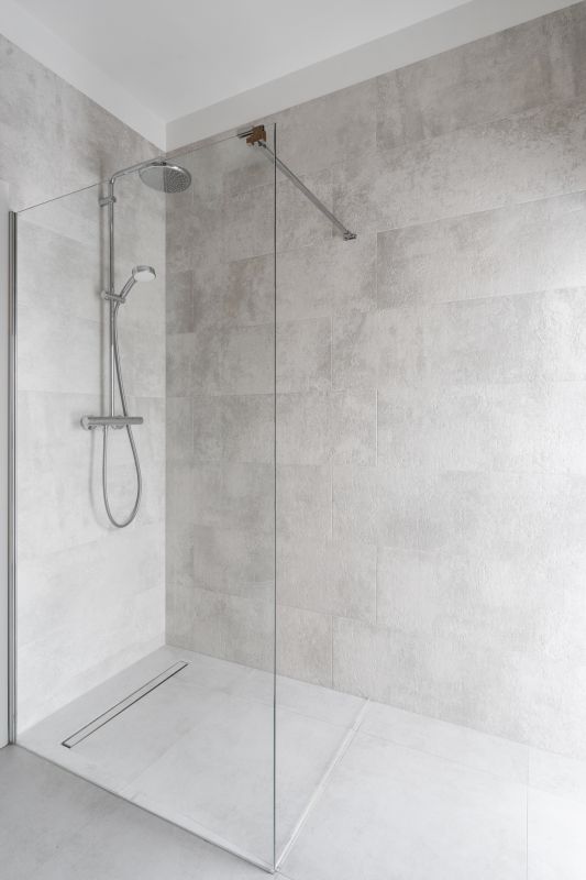 Walk-in Shower with Rain Showerhead